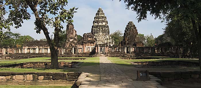 Phimai Temple Complex by Asienreisender